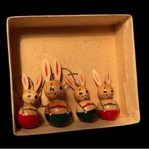 Vintage  ~ 1970s ~ Erzgebbirge ~ Easter ~ Wood Rabbits ~ Figurines ~ Ornaments